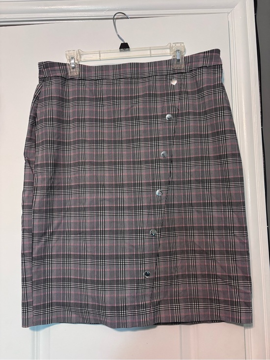 Soho Dresses & Skirts - SOHO Plaid Button Front Skirt Size XL | Stretch Career Chic
